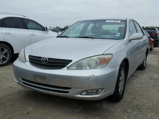 4T1BE30K84U305561 - 2004 TOYOTA CAMRY LE SILVER photo 2