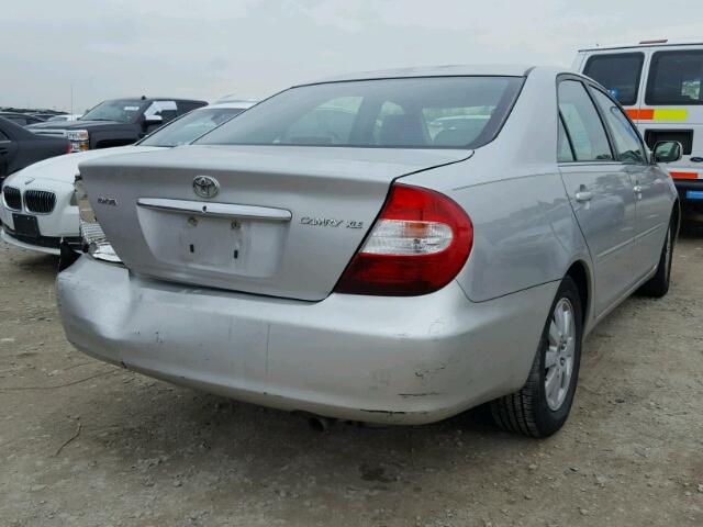 4T1BE30K84U305561 - 2004 TOYOTA CAMRY LE SILVER photo 4
