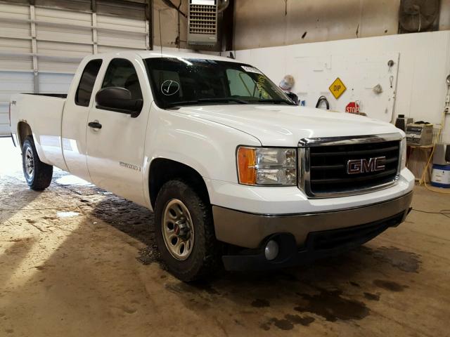 1GTEK19J78E172042 - 2008 GMC SIERRA K15 WHITE photo 1