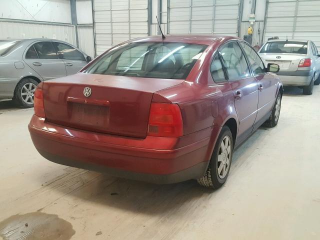 WVWMA63B9XE192823 - 1999 VOLKSWAGEN PASSAT GLS RED photo 4