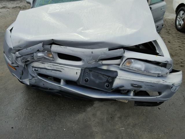 1G3HN52K1W4838295 - 1998 OLDSMOBILE 88 BASE SILVER photo 7