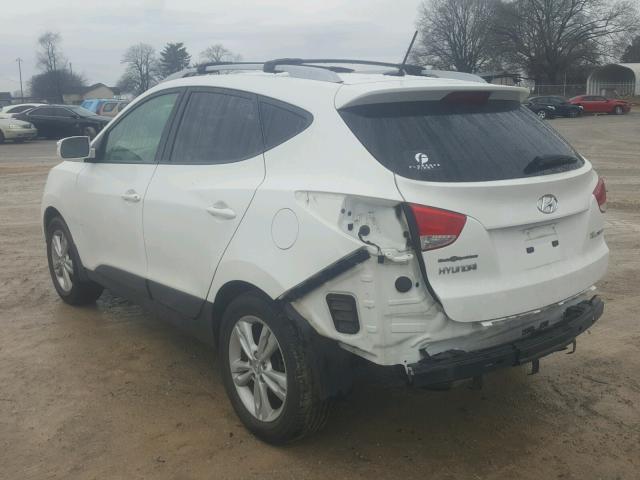 KM8JU3AC3DU727596 - 2013 HYUNDAI TUCSON GLS WHITE photo 3