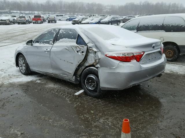 4T1BD1FK6FU170632 - 2015 TOYOTA CAMRY HYBR SILVER photo 3