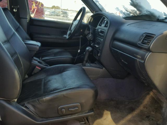 JN8DR09Y02W741026 - 2002 NISSAN PATHFINDER SILVER photo 5