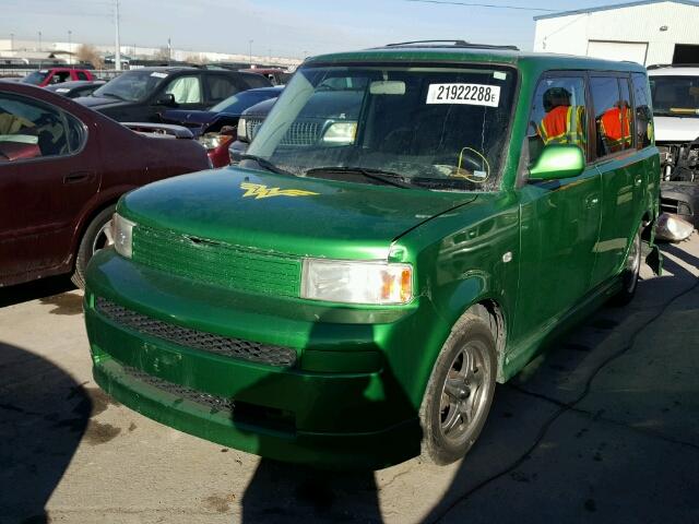 JTLKT334464064564 - 2006 TOYOTA SCION XB GREEN photo 2