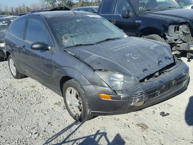 3FAFP31334R119513 - 2004 FORD FOCUS ZX3 GRAY photo 1