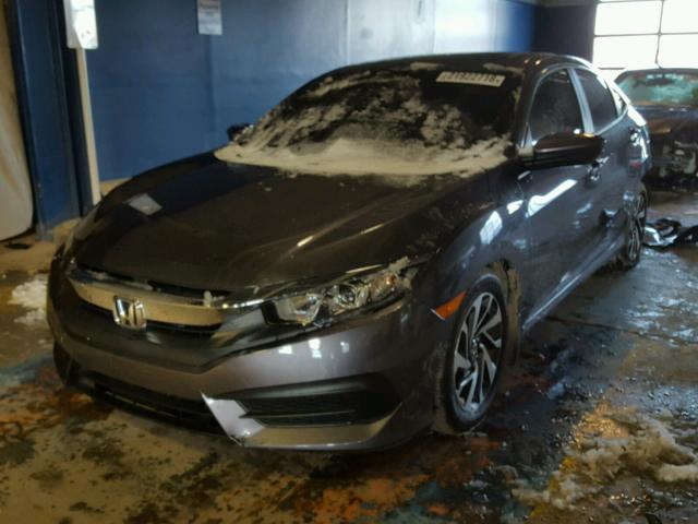 19XFC2F7XGE034899 - 2016 HONDA CIVIC EX GRAY photo 2