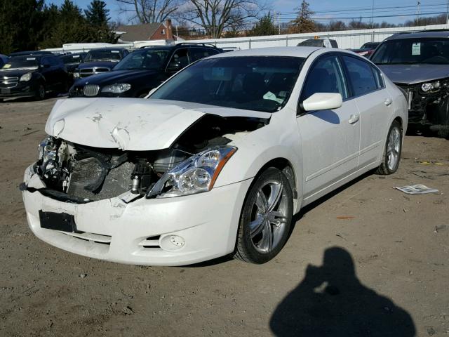 1N4AL2AP9BN486791 - 2011 NISSAN ALTIMA BAS WHITE photo 2