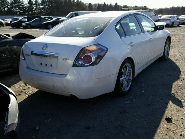 1N4AL2AP9BN486791 - 2011 NISSAN ALTIMA BAS WHITE photo 4