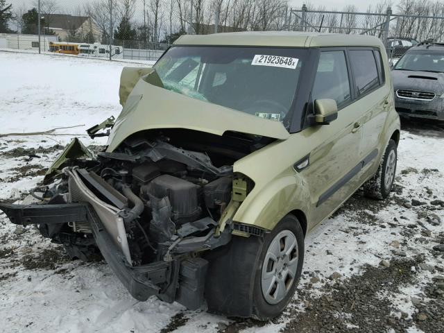 KNDJT2A57C7436180 - 2012 KIA SOUL GREEN photo 2