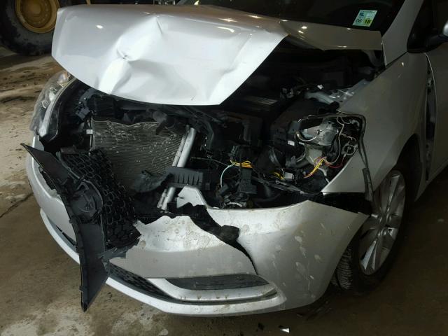 KNAFX4A66E5139783 - 2014 KIA FORTE LX SILVER photo 9