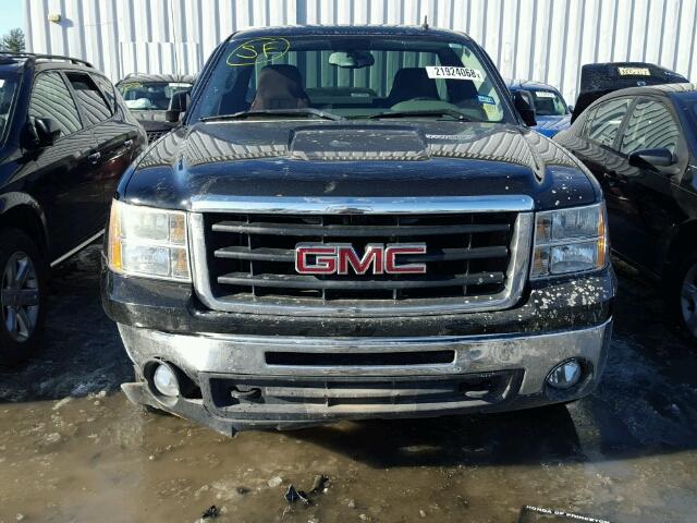 1GTEC14X69Z221444 - 2009 GMC SIERRA C15 BLACK photo 9