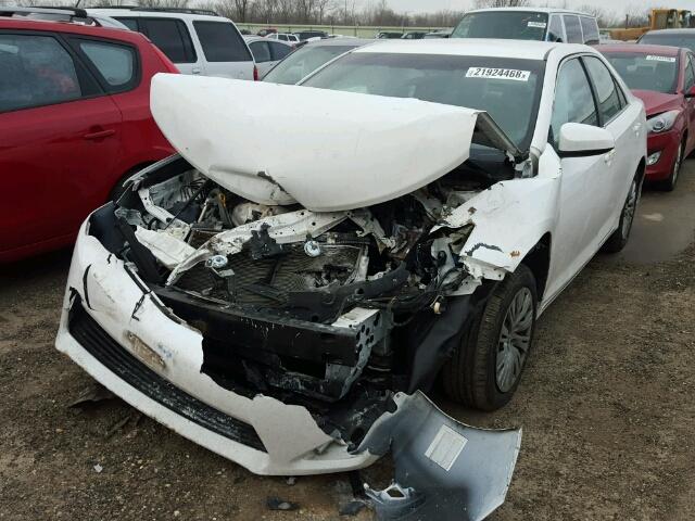 4T1BF1FK7CU546437 - 2012 TOYOTA CAMRY BASE WHITE photo 2