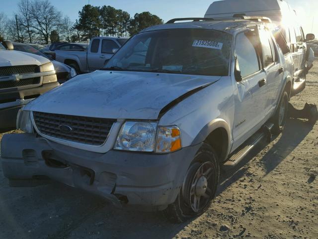 1FMZU72E22UA10453 - 2002 FORD EXPLORER X WHITE photo 9