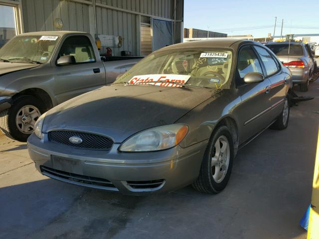 1FAFP53U54G131851 - 2004 FORD TAURUS SE GRAY photo 2