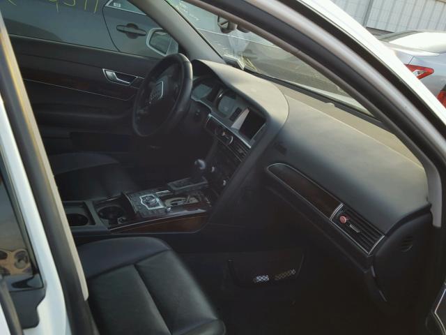 WAUAH74F98N141326 - 2008 AUDI A6 3.2 WHITE photo 5