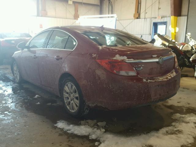 2G4GR5ER5C9214092 - 2012 BUICK REGAL RED photo 3