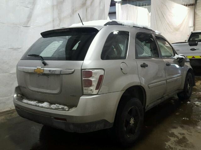 2CNDL13F786054876 - 2008 CHEVROLET EQUINOX LS SILVER photo 4