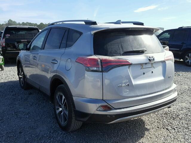 2T3WFREV4HW348943 - 2017 TOYOTA RAV4 XLE SILVER photo 3