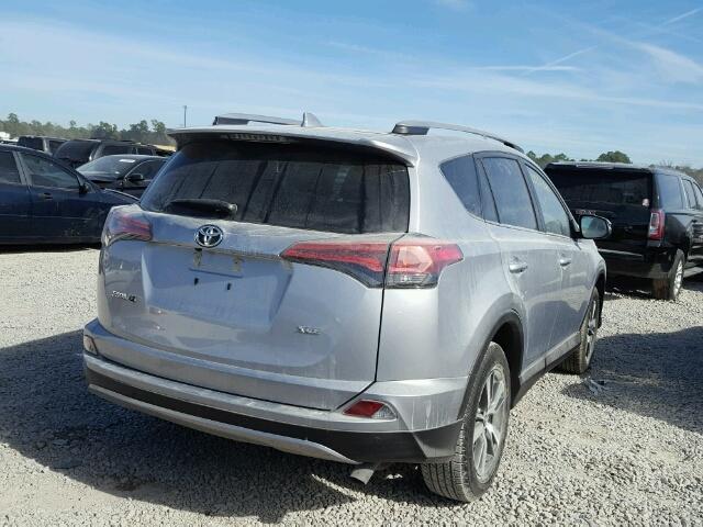 2T3WFREV4HW348943 - 2017 TOYOTA RAV4 XLE SILVER photo 4
