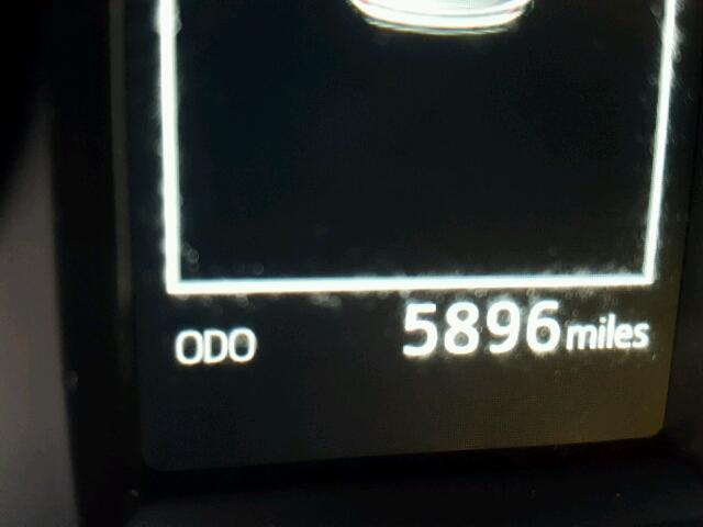 2T3WFREV4HW348943 - 2017 TOYOTA RAV4 XLE SILVER photo 8