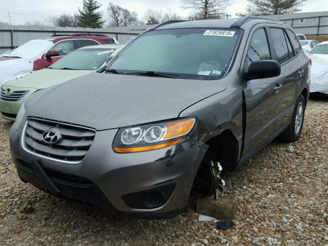 5XYZG3AB6BG063508 - 2011 HYUNDAI SANTA FE G GRAY photo 2