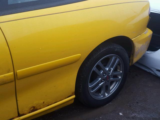 1G1JH12F927459731 - 2002 CHEVROLET CAVALIER L YELLOW photo 9