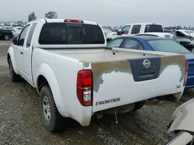 1N6BD06T77C435523 - 2007 NISSAN FRONTIER K WHITE photo 3