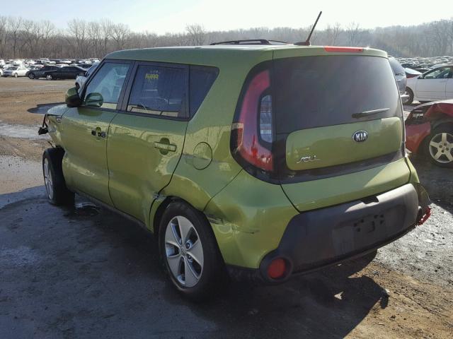 KNDJN2A28G7863339 - 2016 KIA SOUL GREEN photo 3