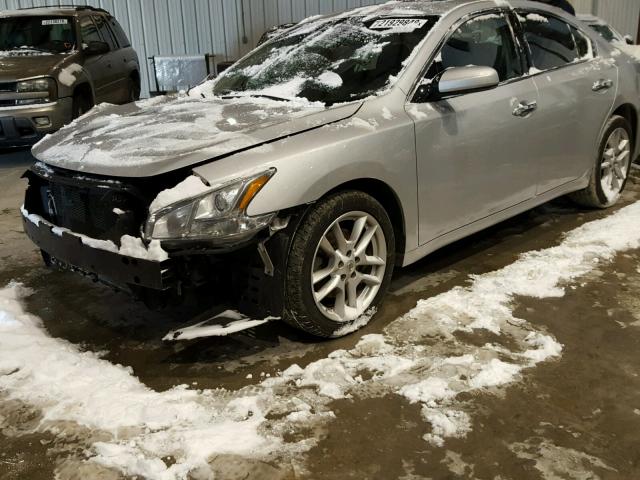 1N4AA5APXDC835916 - 2013 NISSAN MAXIMA S SILVER photo 2