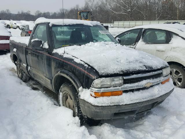 1GCCS1444WK120116 - 1998 CHEVROLET S TRUCK S1 BLACK photo 1