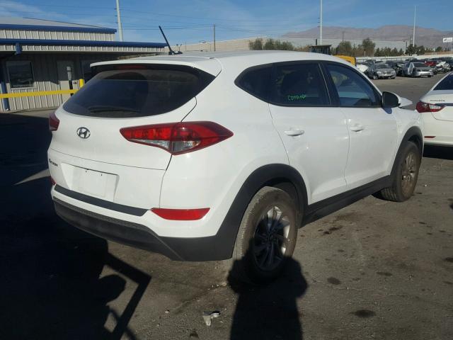 KM8J23A43HU551315 - 2017 HYUNDAI TUCSON SE WHITE photo 4