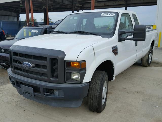 1FTSX2BR7AEA33139 - 2010 FORD F250 SUPER WHITE photo 2