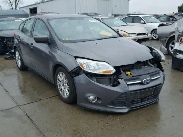 1FAHP3K24CL333583 - 2012 FORD FOCUS SE CHARCOAL photo 1