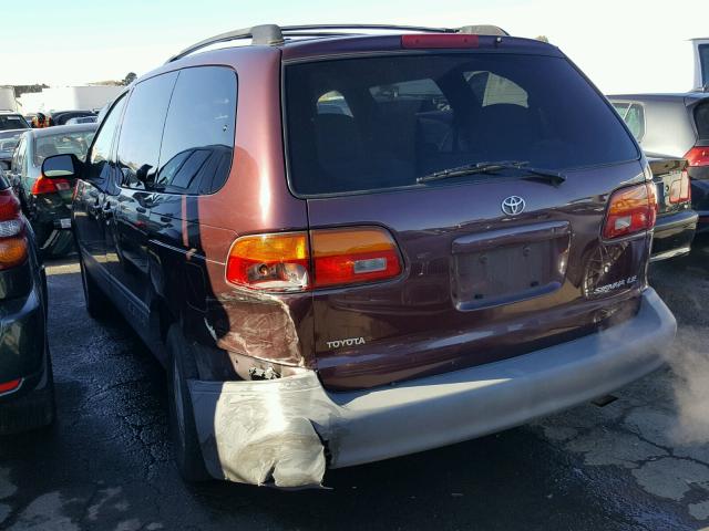 4T3ZF13C5XU092181 - 1999 TOYOTA SIENNA LE BURGUNDY photo 3