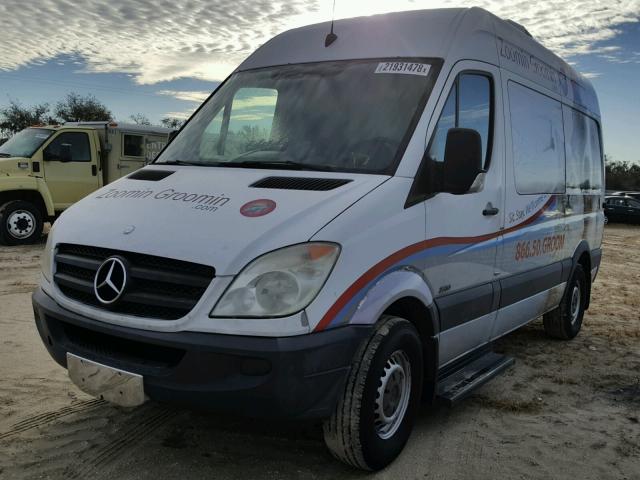 WD4PE7CC5B5518177 - 2011 MERCEDES-BENZ SPRINTER 2 WHITE photo 2