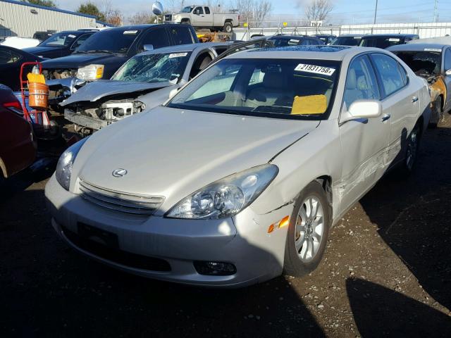 JTHBA30G845016555 - 2004 LEXUS ES 330 SILVER photo 2