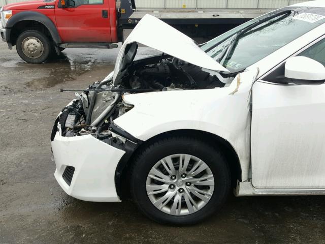 4T4BF1FK1ER416386 - 2014 TOYOTA CAMRY L WHITE photo 9