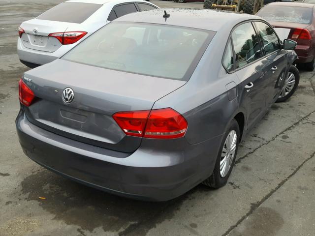 1VWAP7A36EC003425 - 2014 VOLKSWAGEN PASSAT S GRAY photo 4