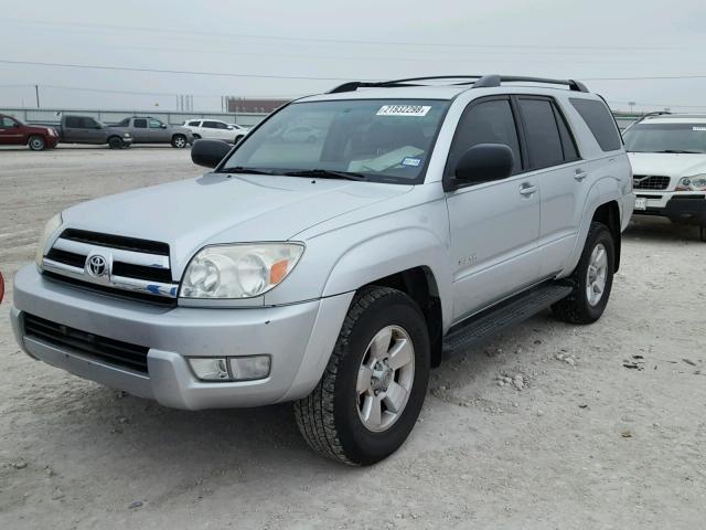 JTEBU14R958030632 - 2005 TOYOTA 4RUNNER SR SILVER photo 2