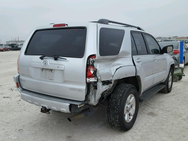 JTEBU14R958030632 - 2005 TOYOTA 4RUNNER SR SILVER photo 4