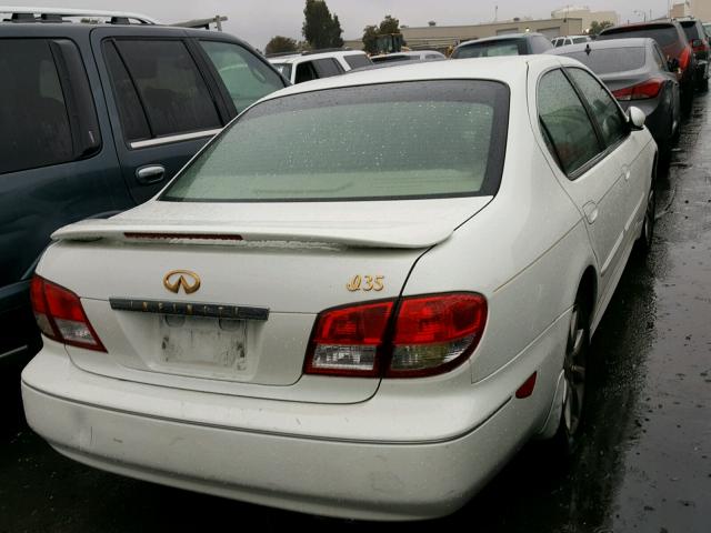 JNKDA31AX2T014589 - 2002 INFINITI I35 WHITE photo 4