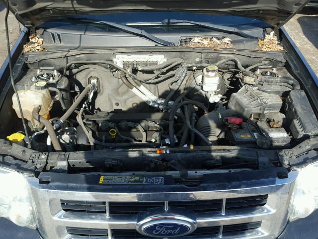 1FMCU0D74BKA12132 - 2011 FORD ESCAPE XLT BLACK photo 7