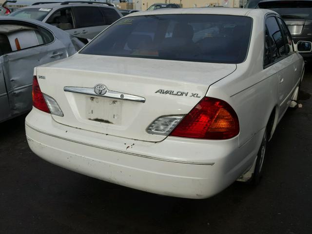 4T1BF28BX2U251785 - 2002 TOYOTA AVALON XL WHITE photo 4