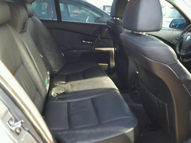 WBANF335X7CS41888 - 2007 BMW 525 XI Gris photo 6