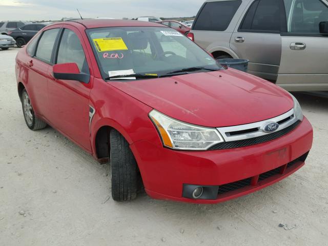 1FAHP35NX8W256231 - 2008 FORD FOCUS SE RED photo 1