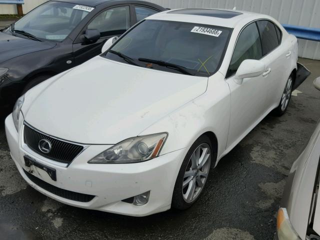 JTHBK262472033412 - 2007 LEXUS IS 250 WHITE photo 2