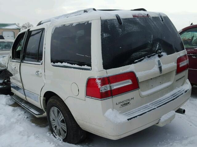 5LMFU28577LJ10930 - 2007 LINCOLN NAVIGATOR WHITE photo 3