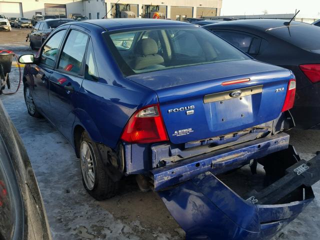 1FAFP34N65W137774 - 2005 FORD FOCUS ZX4 BLUE photo 3