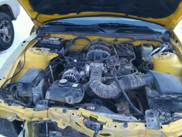 1ZVFT80N465182628 - 2006 FORD MUSTANG YELLOW photo 7